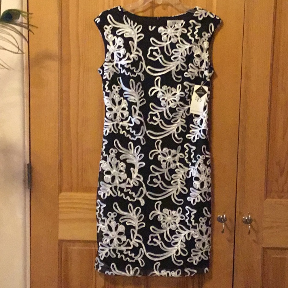 SD Collection Black and White Midi Dress